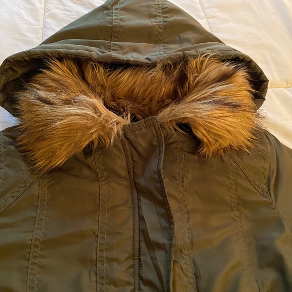 Jacket - Picture 3 of 4